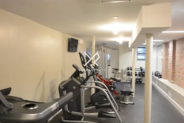 Rented by Yaffa Realty LLC | media 41