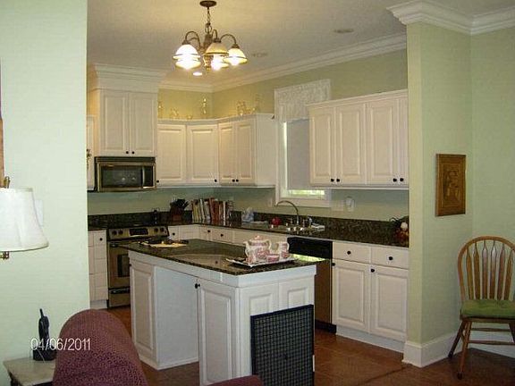 2nd image of 4316 Lenora Dr