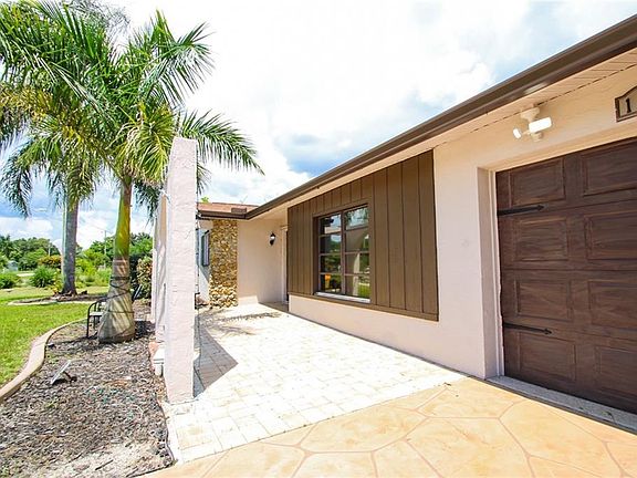 2nd image of 1372 Evalena Ln