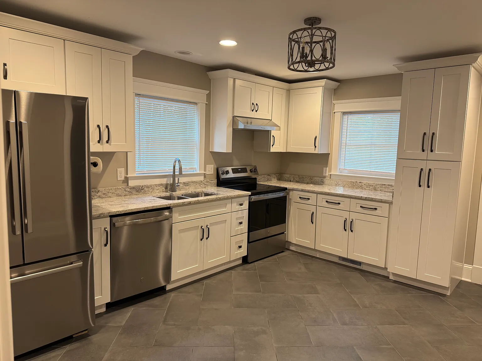 2 bed, 900 sqft, $1,275 — Photo 4