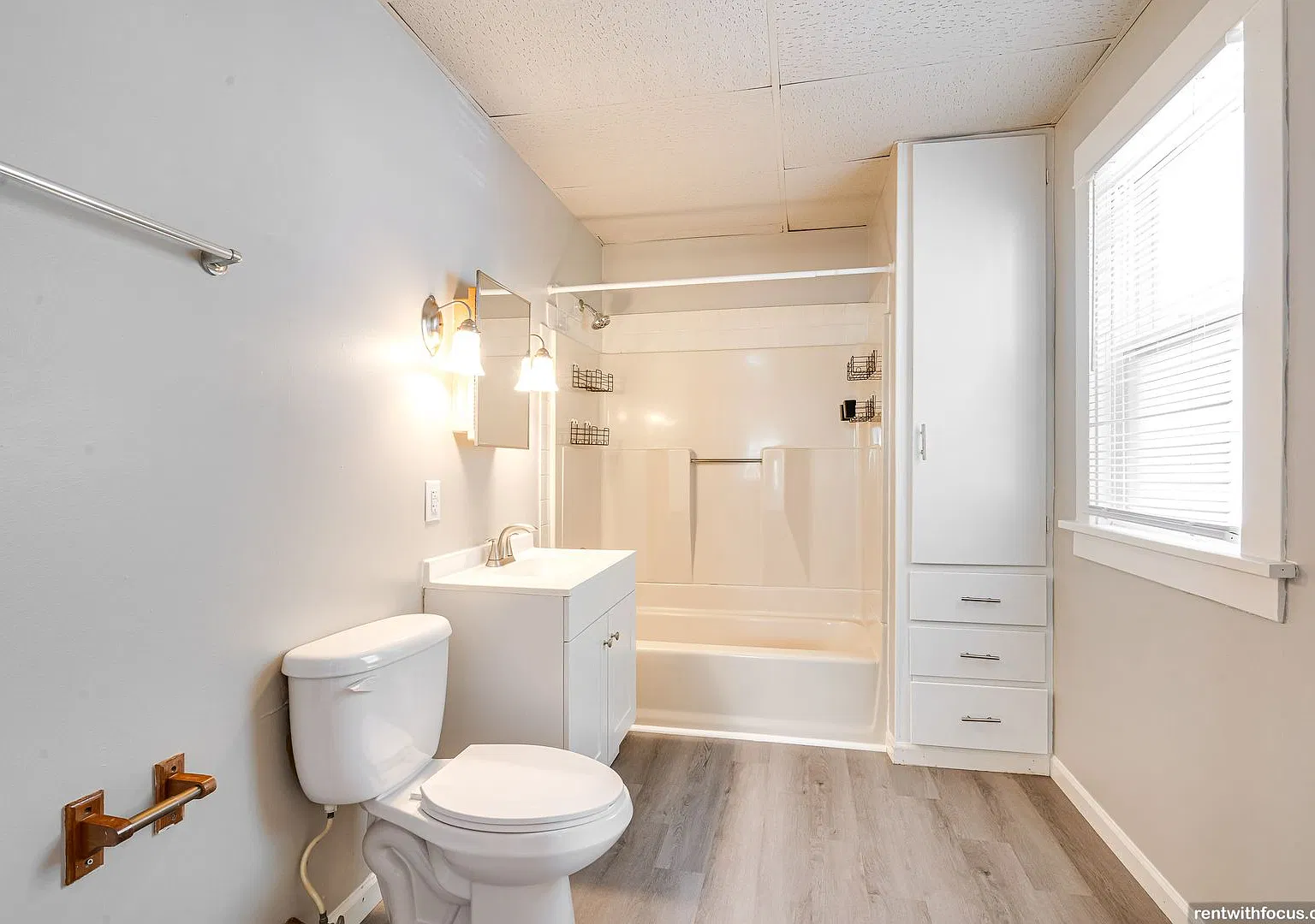 745 Racine St. — Photo 3