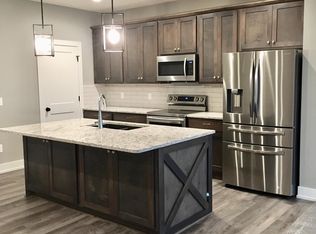 5754 Thompson Creek Blvd, Lincoln, NE 68516