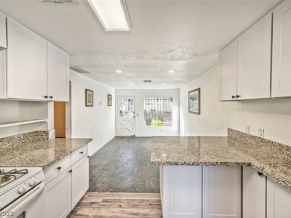 5th image of 3951 Visby Ln