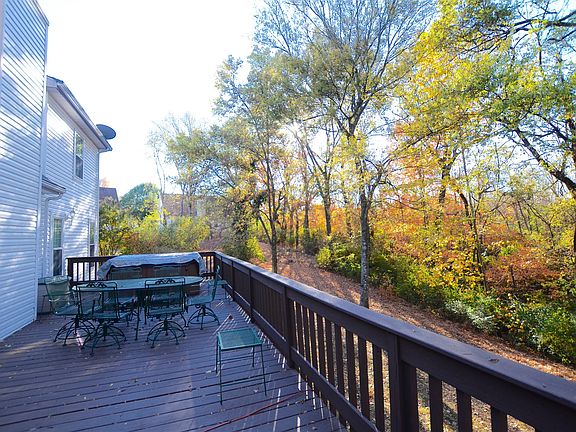 2nd image of 709 Elderberry Ct