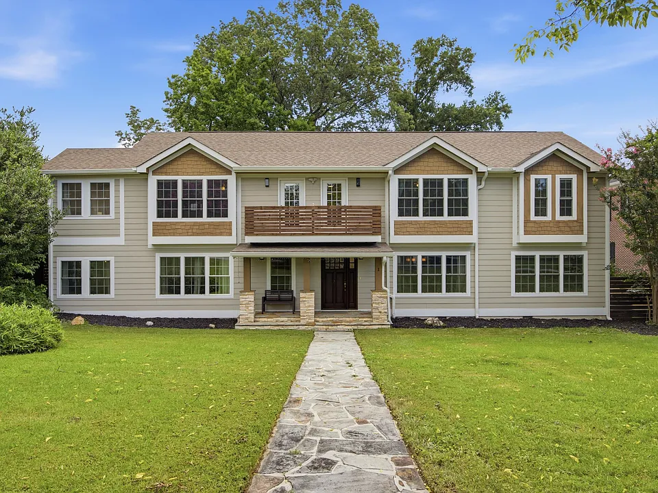 1 Fairhills Dr