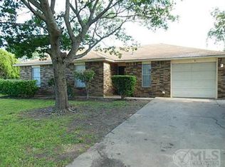 118 E Milas Ln, Glenn Heights, TX 75154