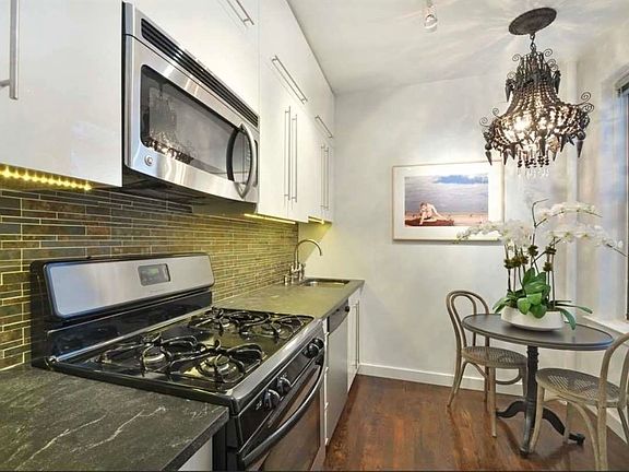 4th image of 253 W 16th St #2DD