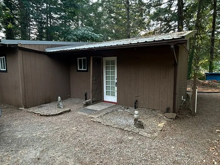 93089 Marcola Rd — Photo 12
