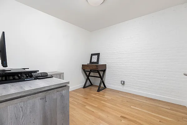 Rented by Douglas Elliman | media 16