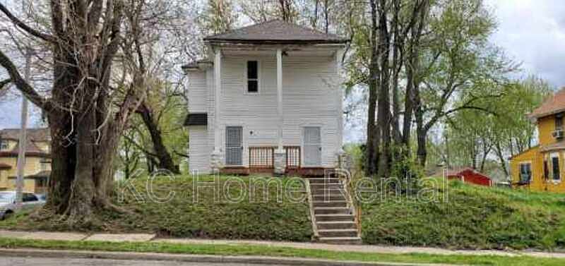 1st image of 3525 Smart Ave #A