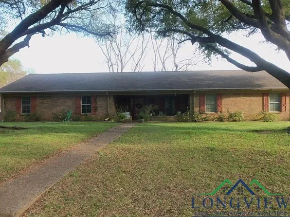 2406 Wychelm Dr, Kilgore, TX 75662