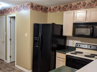 457 Overland Dr, Greenwood, IN 46143