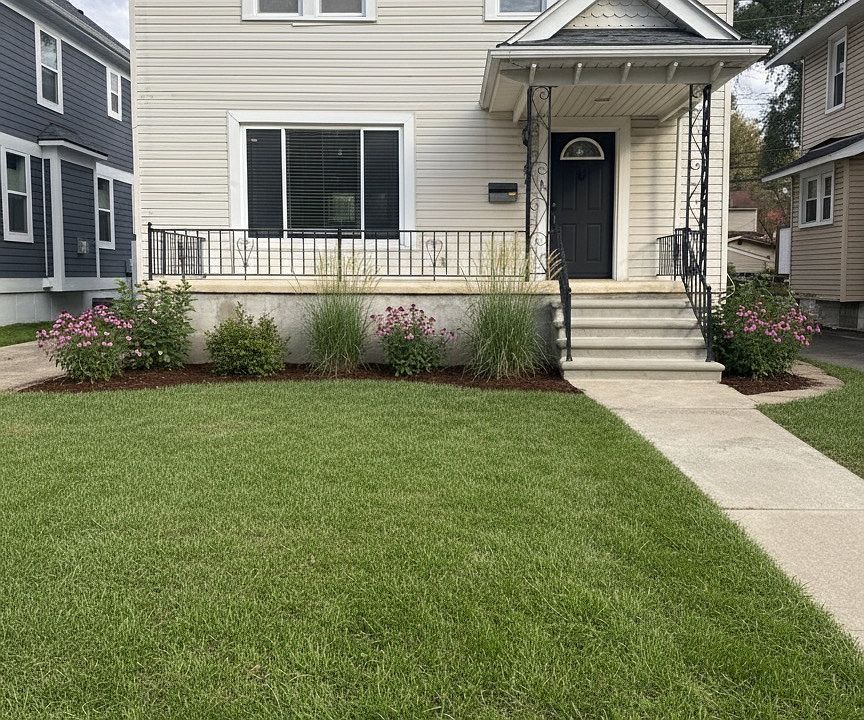 1st image of 827 Longfellow Ave