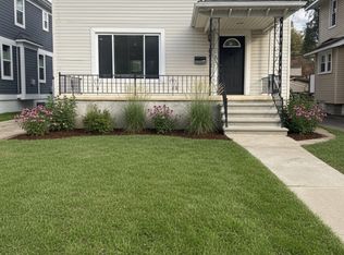 827 Longfellow Ave, Royal Oak, MI 48067