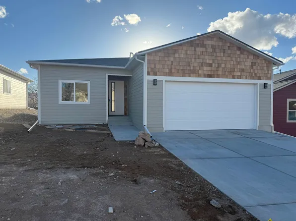 236 Limberpine Cir, Parachute, CO 81635