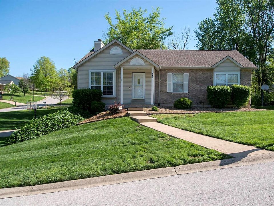 1st image of 549 Oak Hill Dr