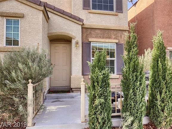 3rd image of 10365 Beautiful Fruit St