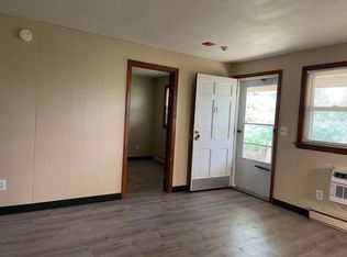 438 Springfield St #15, Agawam, MA 01001