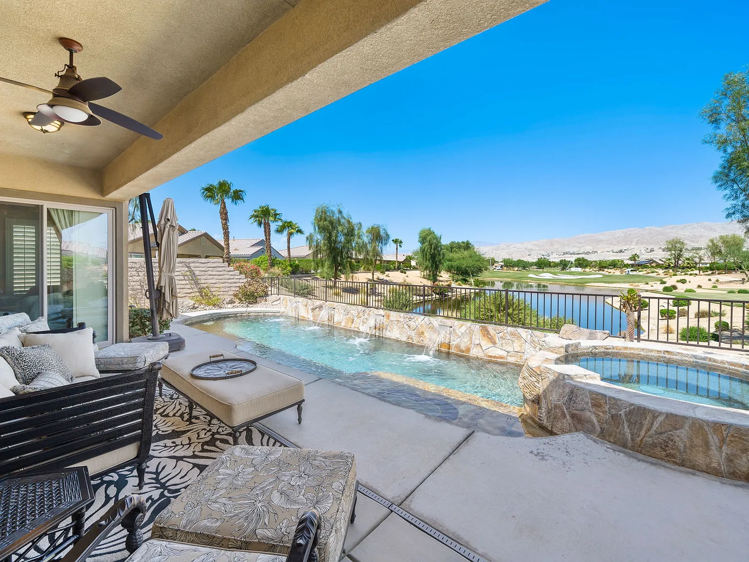 3 bed, 3.5 bath, 2966 sqft, $6,500 — Photo 2