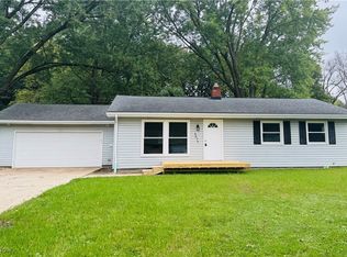 6074 Patricia Ave, Ravenna, OH 44266