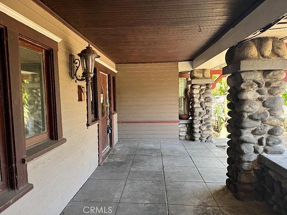 2nd image of 1749 W 49th St