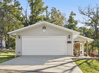 160 Thomas Eugene Dr, Branson, MO 65616