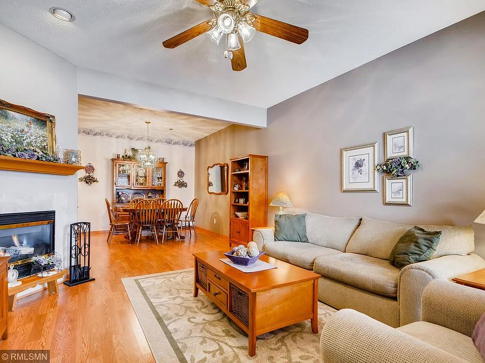 1st image of 13849 Dahlia Dr