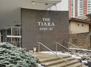 6147 N Sheridan Rd APT 18B, Chicago, IL 60660