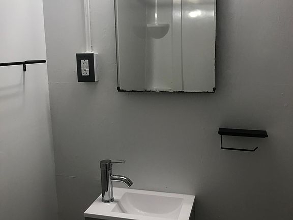 3rd image of 134 W 2nd St #B