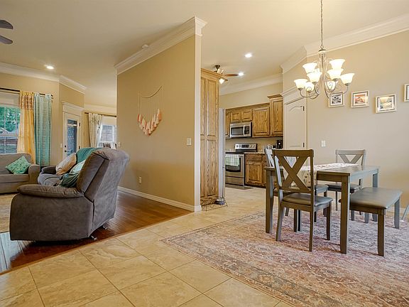 5th image of 85 Larkspur Ct