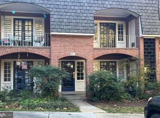 5911 Prince James Dr #G-27, Springfield, VA 22152