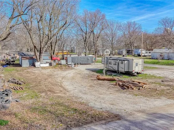 608 W Heth St, Mayview, MO 64071