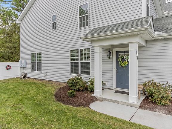 3rd image of 723 Albertine Ct
