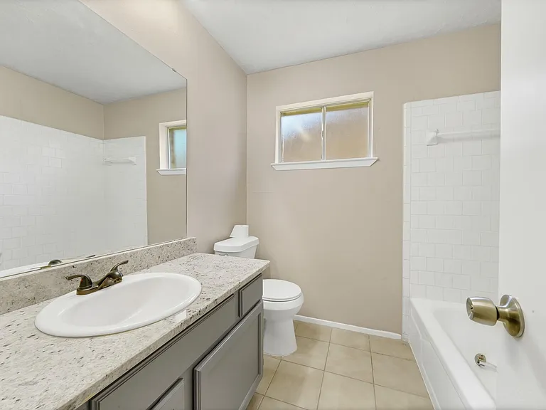 710 Old Colony Dr — Photo 17