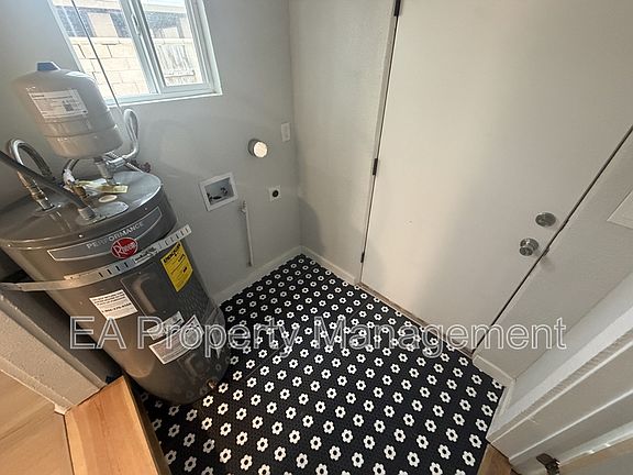 4th image of 704 La Poblana Rd NW Unit 1