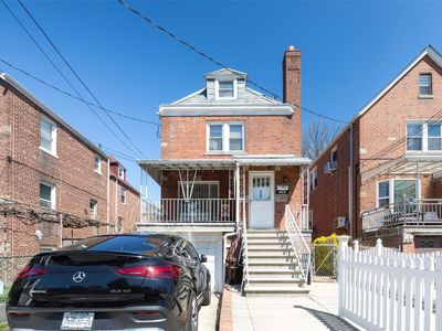 2162 Haight Avenue, Bronx, NY, 10461