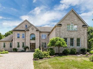 2781 Walnut Ridge Dr, Ann Arbor, MI 48103