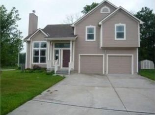 14070 Drury Ct, Grandview, MO 64030