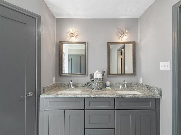 5th image of 2525 Pecan Grove Ct