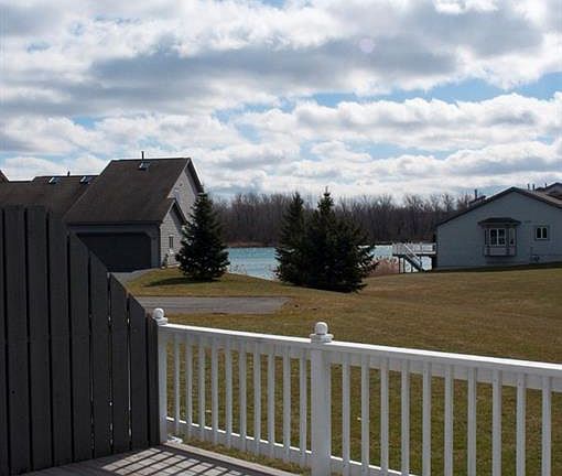 4th image of 223 Oarlock Cir
