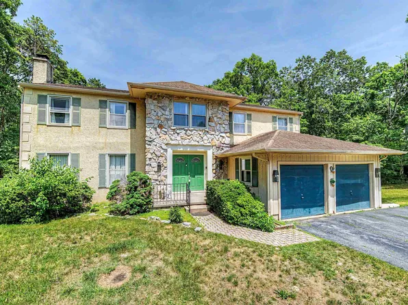 4014 Alexander Dr, Mays Landing, NJ 08330