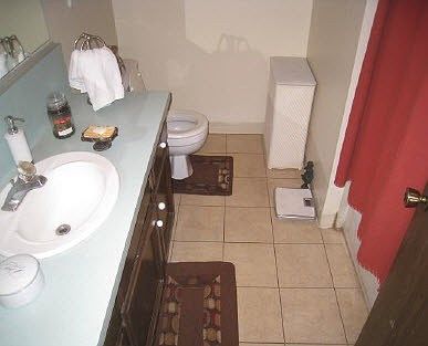 5th image of 1136 Sylmar Ave