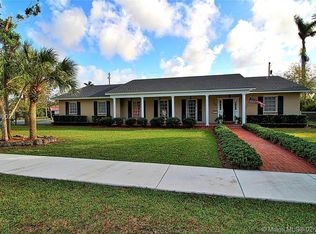 90 NE 19th St, Homestead, FL 33030