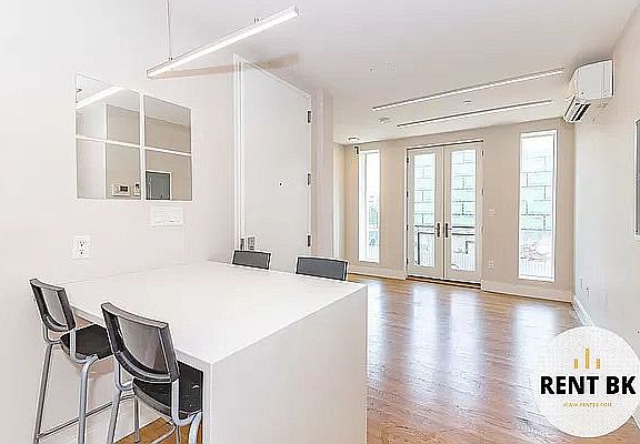 3rd image of 259 Evergreen Ave #2D