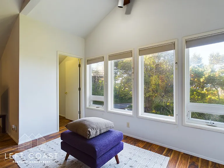 132 Salishan Dr — Photo 100