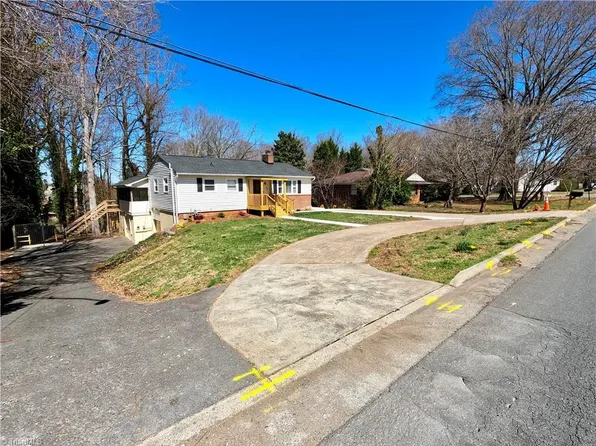 4145 Robinhood Rd, Winston Salem, NC 27106