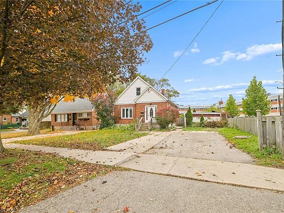 2nd image of 91 Jackson Ave