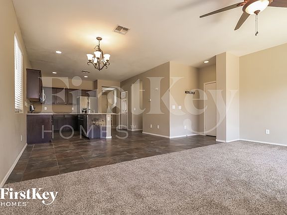 5th image of 15427 W Canterbury Dr