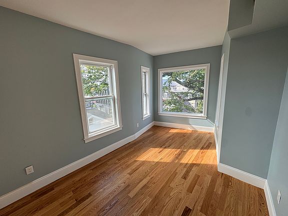 5th image of 13 Spring St #3