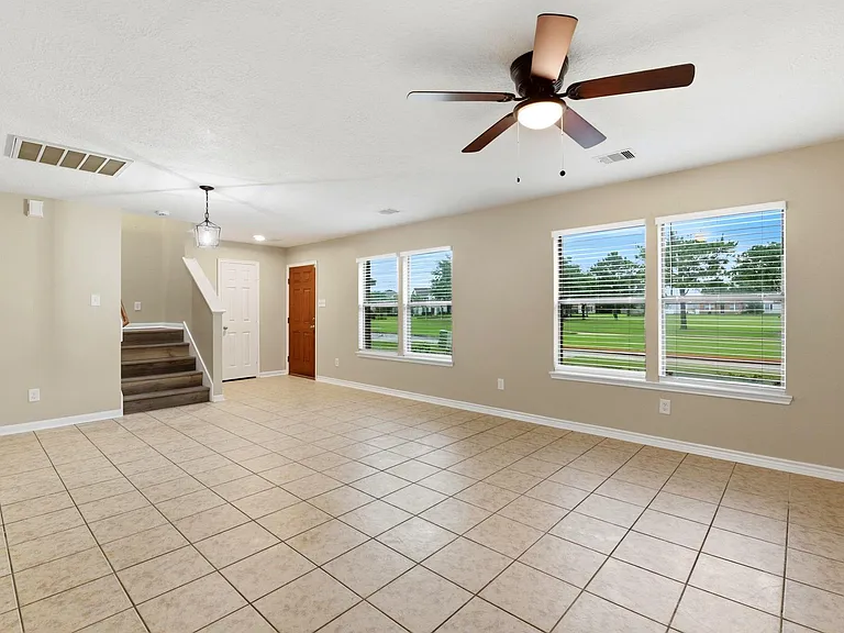 1230 Grassy View Dr — Photo 18